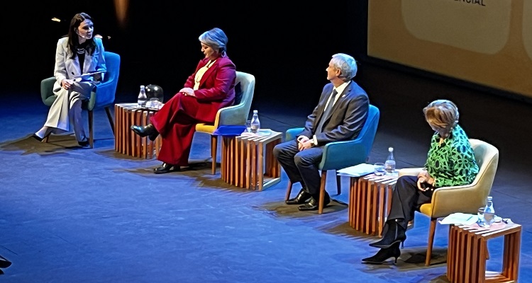 Fact-checking Salmon Summit 2025: ¿Qué tan precisos fueron los candidatos en relación a la salmonicultura?