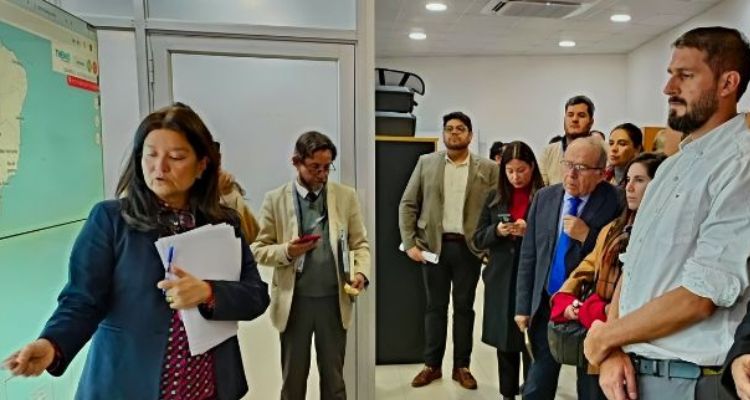 Diputados conocen sistema de monitoreo satelital de Sernapesca
