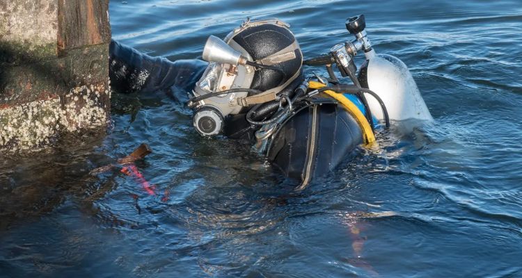 Regularán contratos de buceo y crean Día Nacional de los Buzos