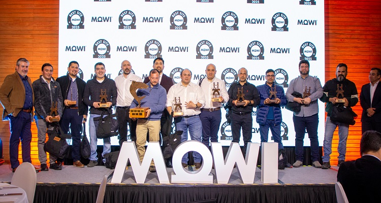 Mowi Chile premia a sus tres centros más destacados por excelencia productiva y sustentabilidad