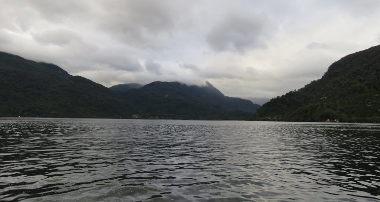 Pescadores artesanales se querellan contra Copec