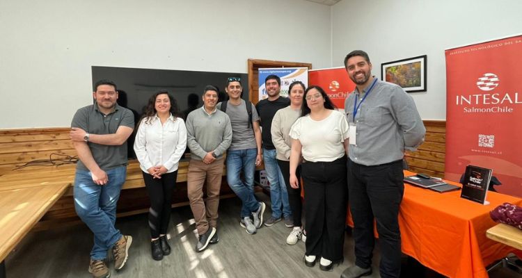 SalmonChile y Hendrix Genetics destacan avances sostenibles en Expolagos 2025