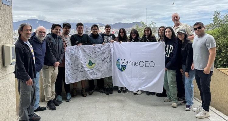 Científicos de la Basura proyecta al 2026 investigación Viajeros del Océano