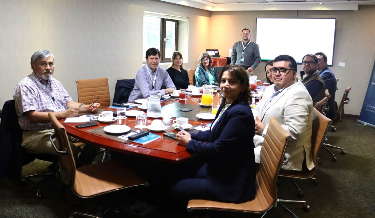 UACh convoca a gerencias acuícolas para abordar brechas de capital humano