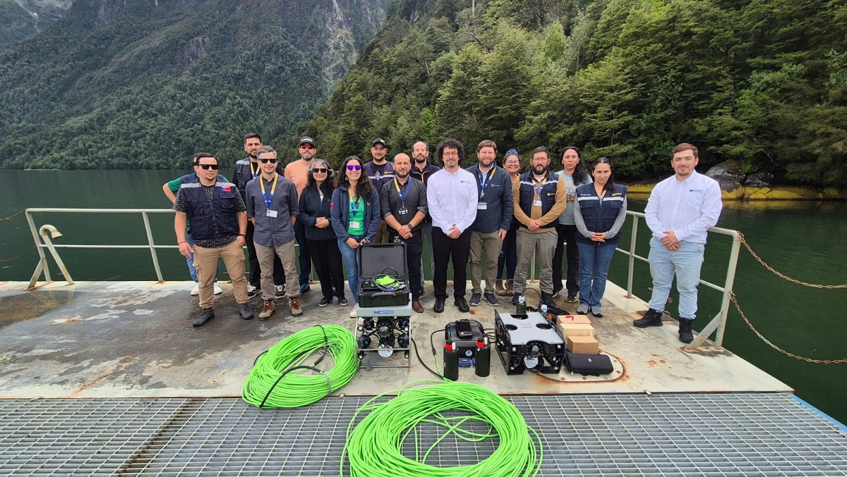 Fortaleciendo las fiscalizaciones: Personal de Sernapesca se capacitó en manejo de ROV