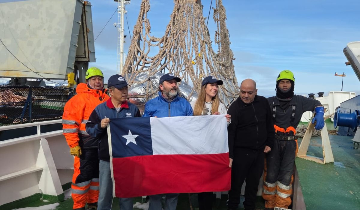 Sernapesca implementa monitoreo en tiempo real para transbordos de krill en la Antártica