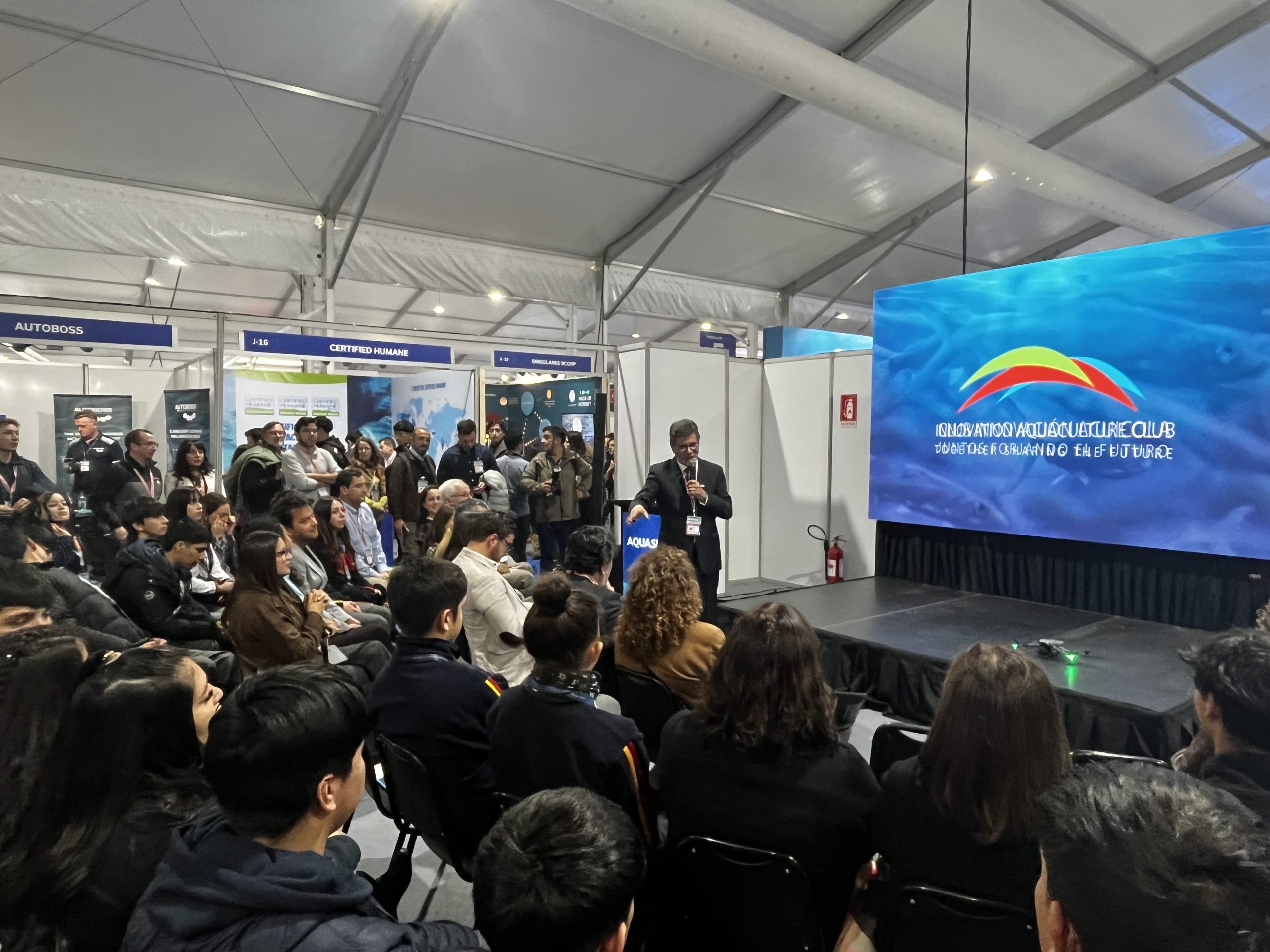 Club de Innovación Acuícola lanza programa para acercar a estudiantes a la industria en Aquasur