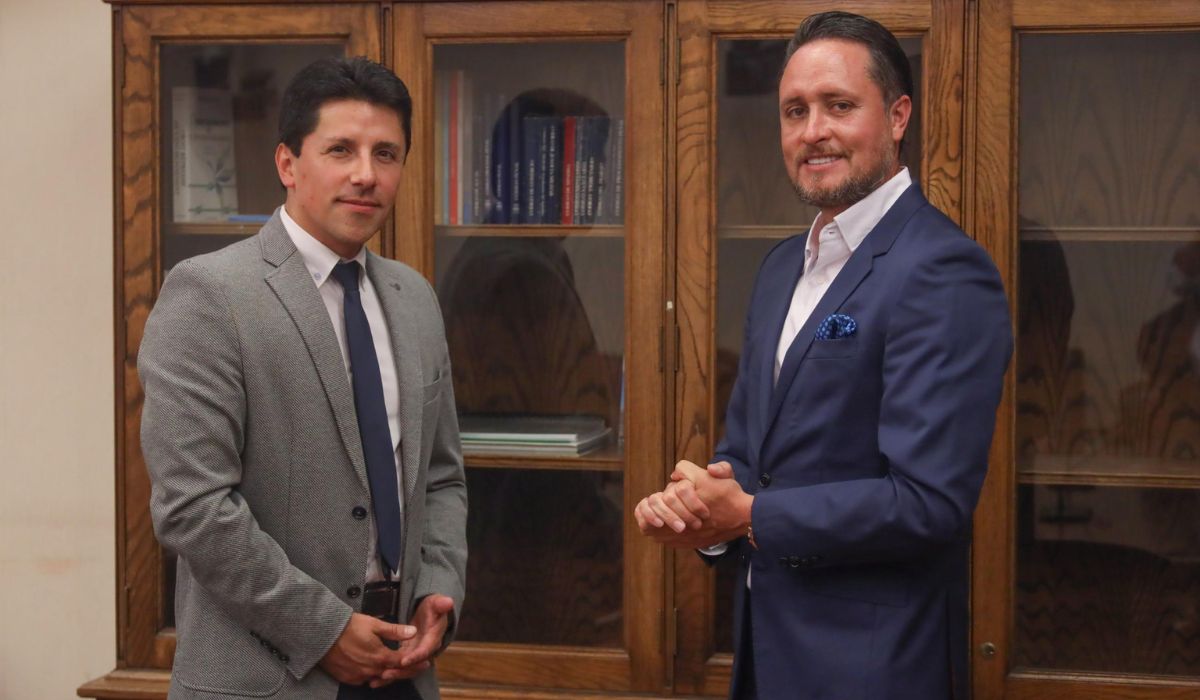 Autoridades piden investigar financiamiento extranjero a ONGs tras reportaje de industria del salmón