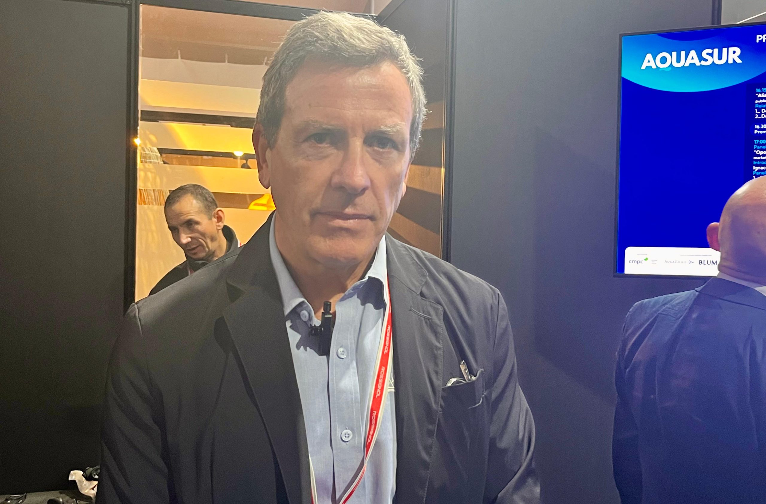 ECMPO y salmonicultura: CEO de Camanchaca insta a transparentar financiamientos de ONGs a comunidades