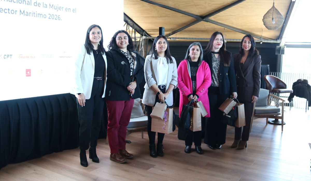 Mujeres del sector marítimo-portuario inspiraron a estudiantes TP de la Región de Los Lagos
