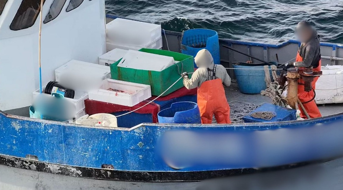 Operativo marítimo financiado por el Gobierno Regional permitió a Sernapesca detectar pesca ilegal y reforzar apoyo a caletas aisladas