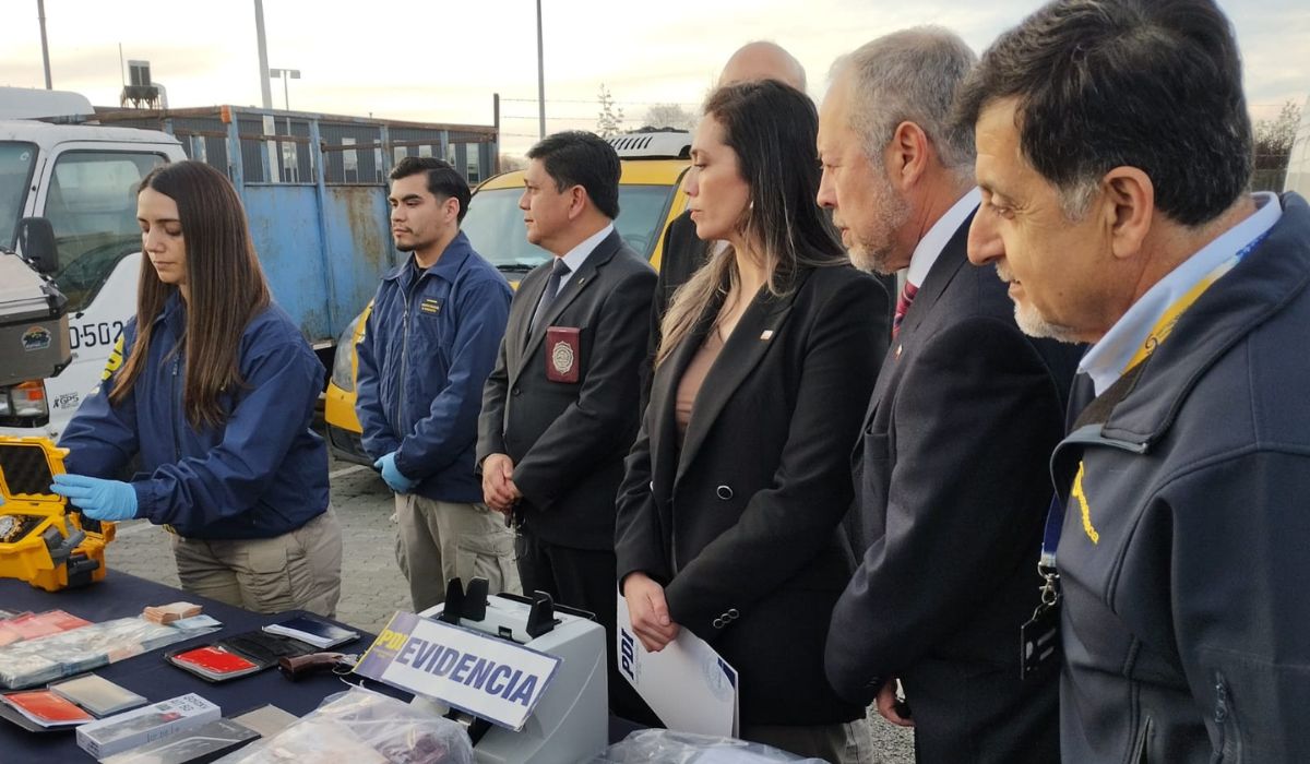 Dos carabineros y un exfuncionario de Sernapesca entre los 54 detenidos por red de pesca ilegal