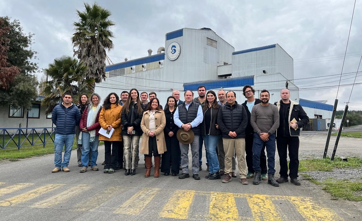 Campo y mar se dan la mano: La visita que mostró en terreno el futuro de la “tercera industria” chilena