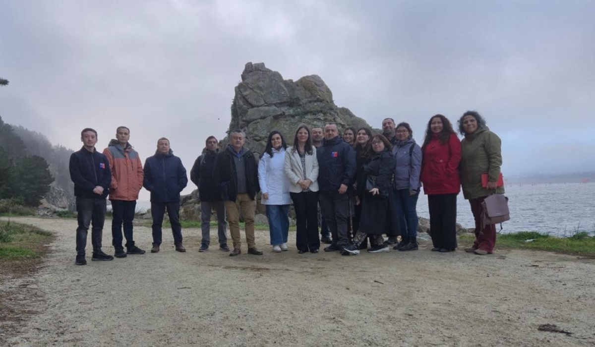Funcionarios del SEA Biobío y académicos UCSC estrechan lazos en torno a la investigación costera de la Bahía San Vicente