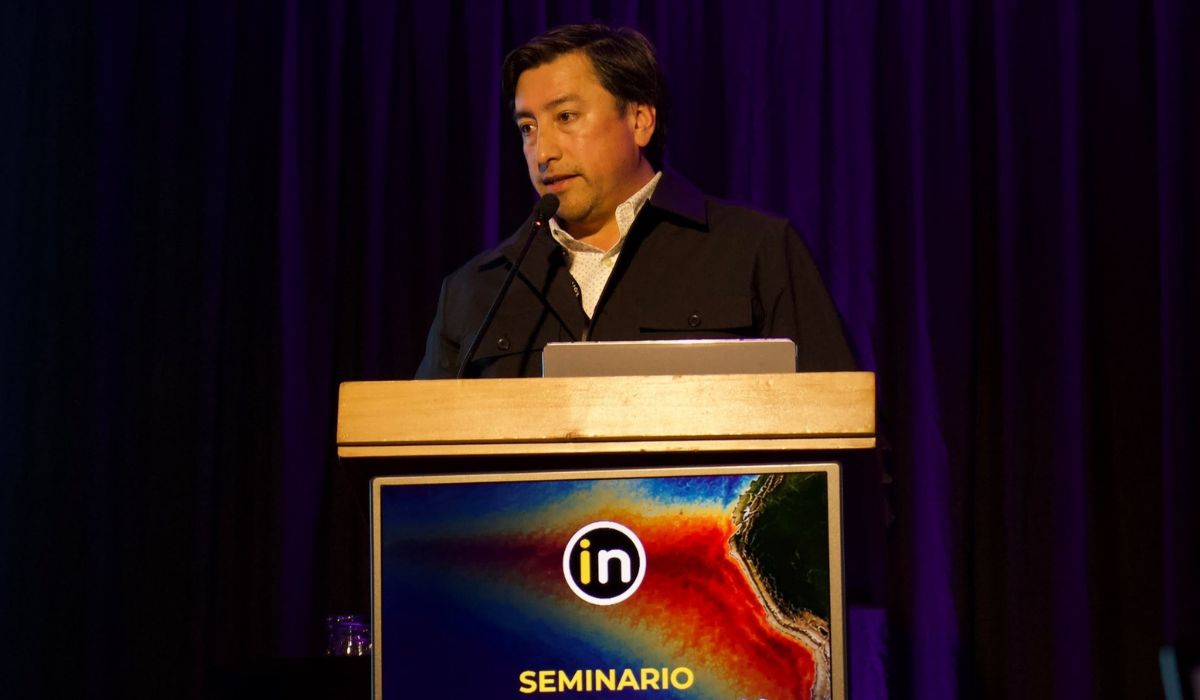 Investigador de INCAR² abordó relación existente entre anomalías hidroclimáticas, las olas de calor marinas y las FAN