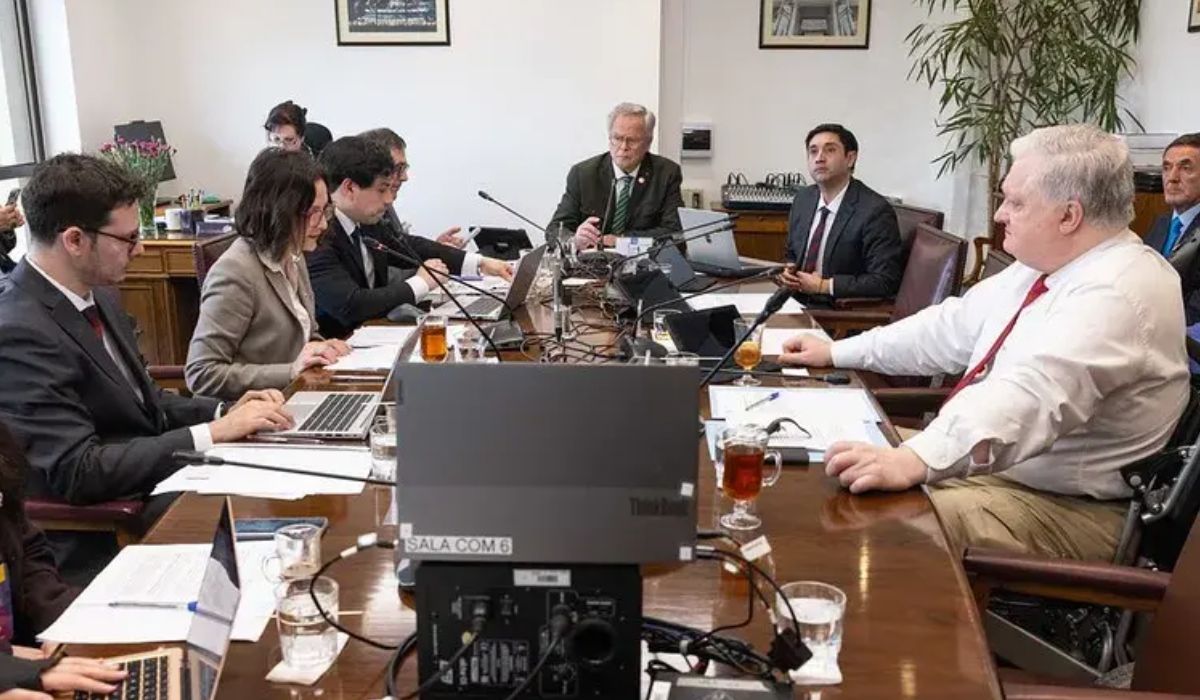 Comisión de Pesca del Senado aborda impacto de arancel de 12,5% de EE.UU. al salmón chileno