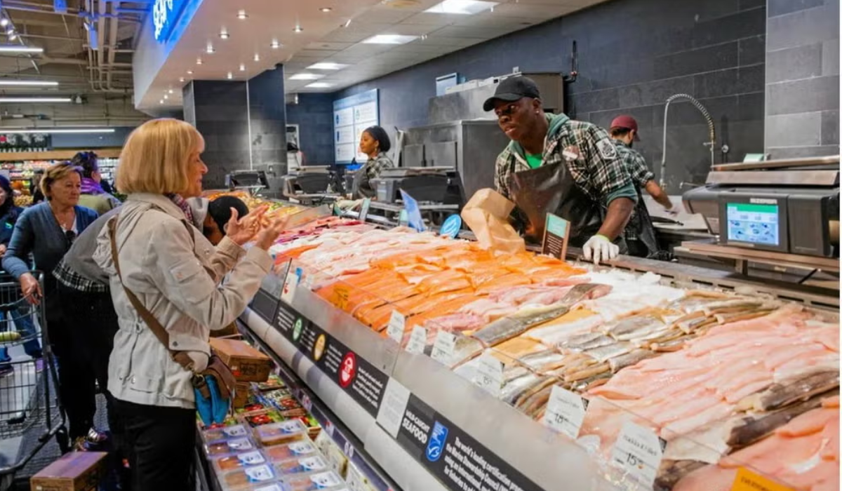 Salmón gana terreno en el retail de EE.UU. y efecto de nuevo arancel aún no llega a precios