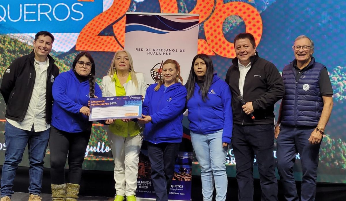 Emprendimiento local y educación ambiental marcan feria de Ventisqueros en Hornopirén