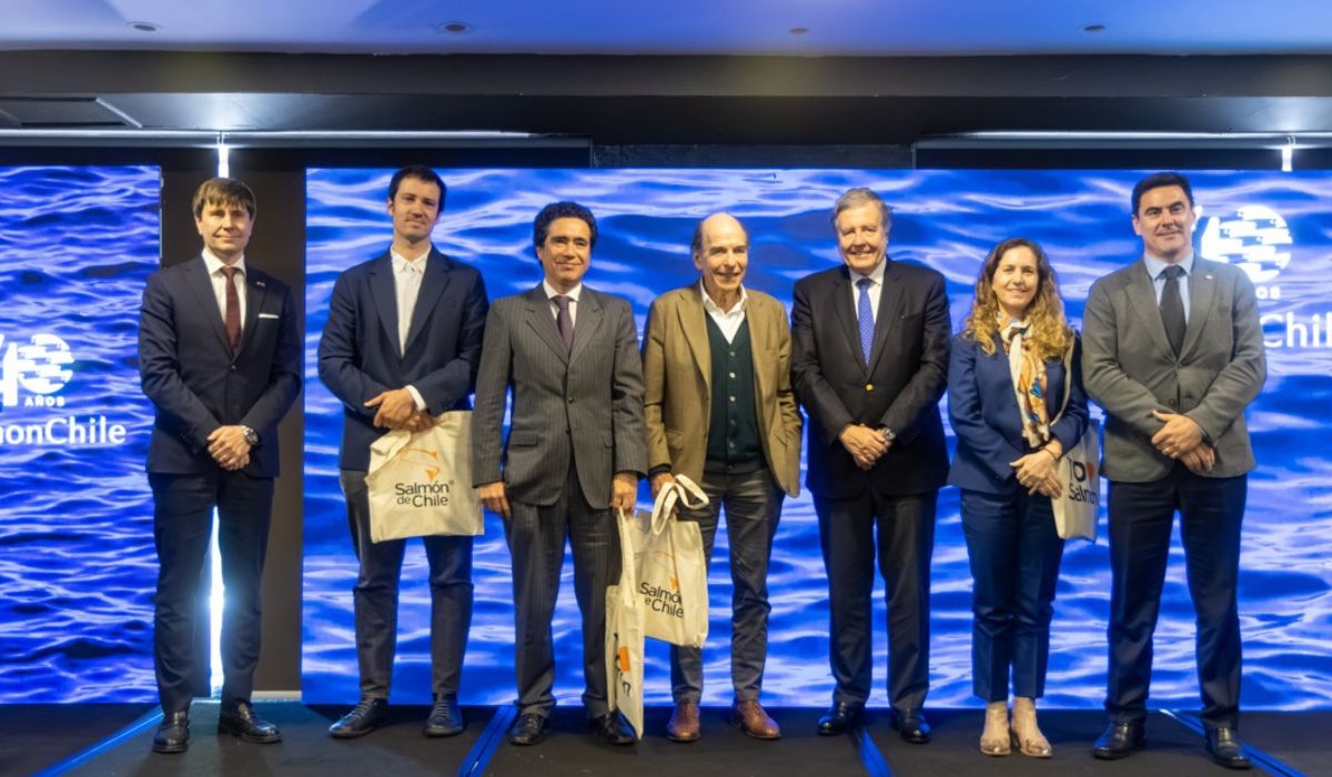 Salmonicultura sostiene cerca de 338 mil empleos y genera impacto económico en todo Chile